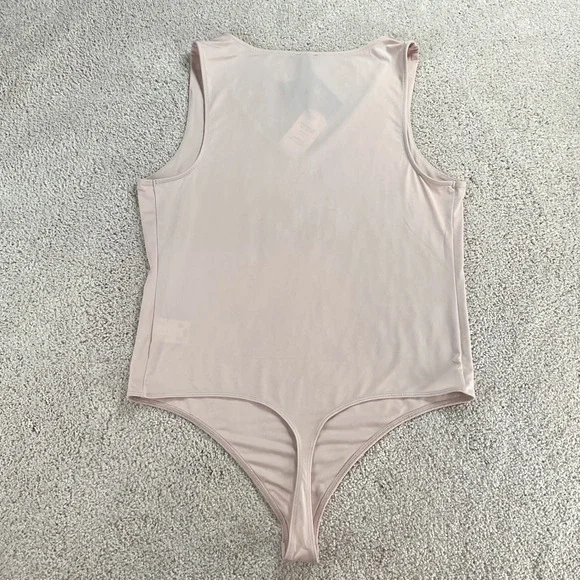 Express Body Contour Compression V-Neck Thong Bodysuit Blush Pink XL NEW - Picture 6 of 7